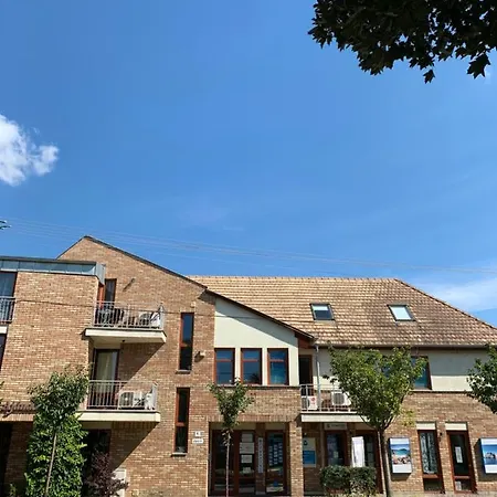 Apartment Robinson Szigete *